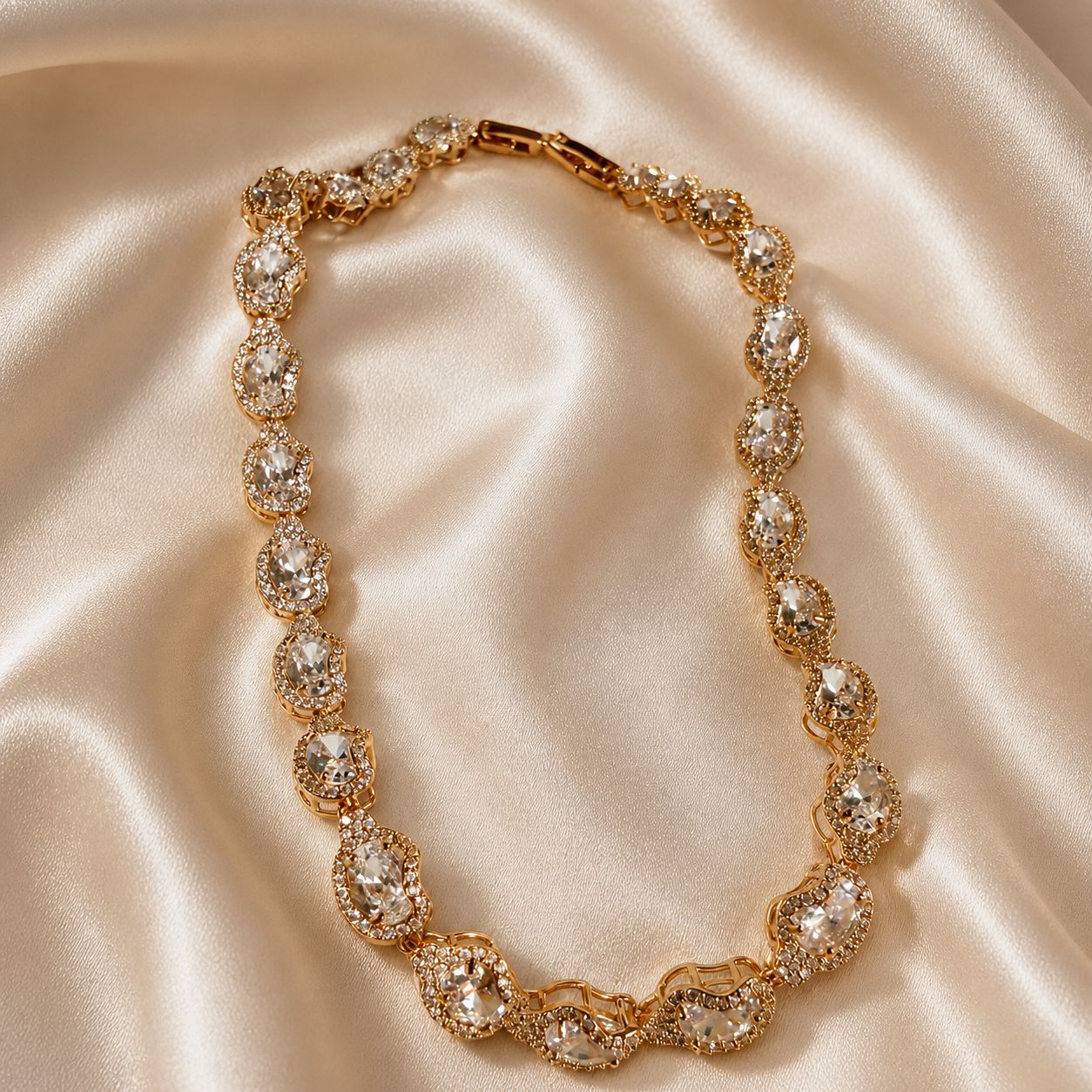 Classic Royale Necklace